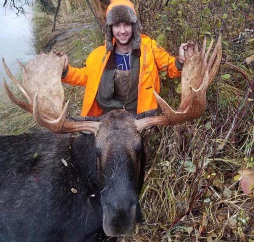 saskatchewan moose hunting