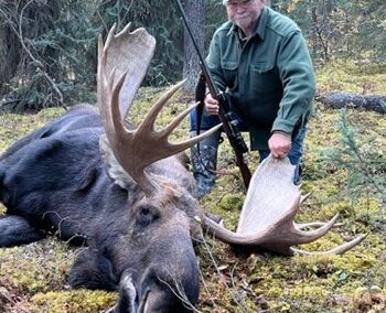 Hunting Outfitter Moose Canada